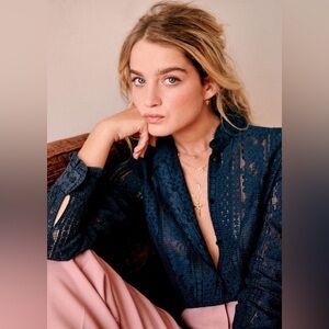 Sezane Carine navy lace shirt XS 34